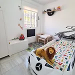 Agradable Adosado En * Nerja