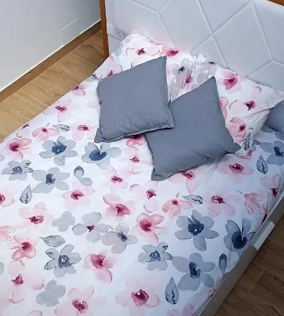 Agradable Adosado En * Nerja